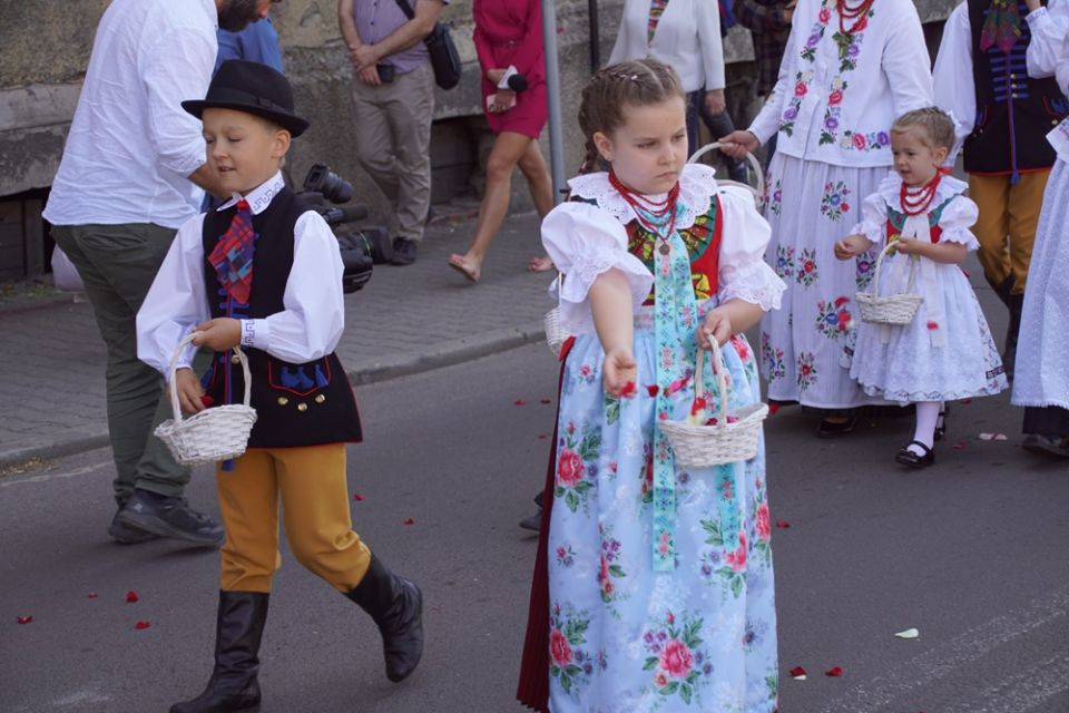 Świętochłowice: Tradycyjna procesja Bożego Ciała przeszła ulicami Lipin [ZDJĘCIA] - galeria