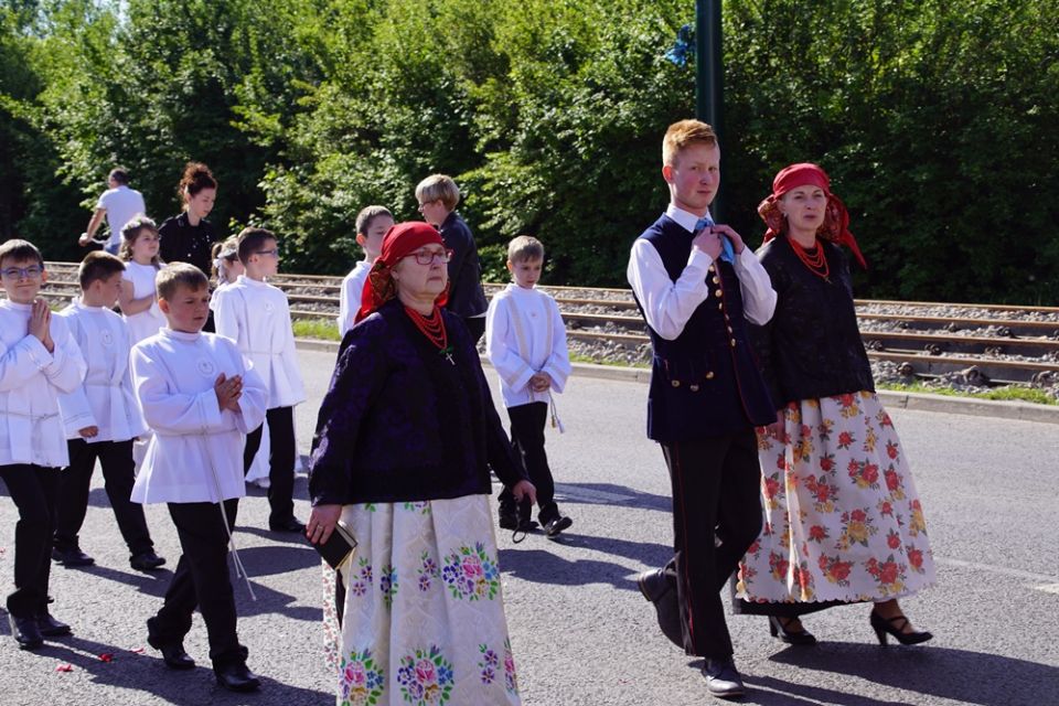 Świętochłowice: Tradycyjna procesja Bożego Ciała przeszła ulicami Lipin [ZDJĘCIA] - galeria