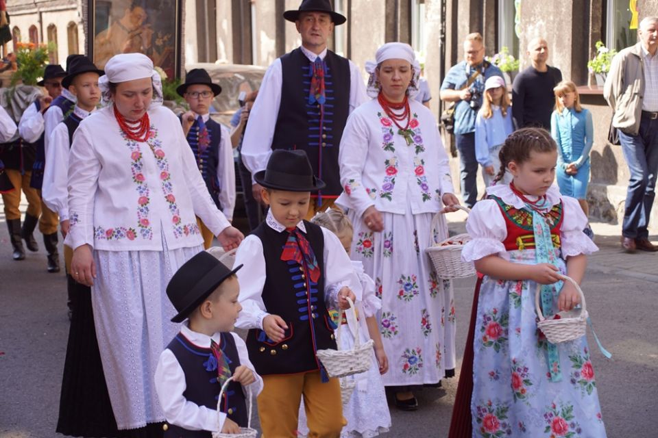 Świętochłowice: Tradycyjna procesja Bożego Ciała przeszła ulicami Lipin [ZDJĘCIA] - galeria