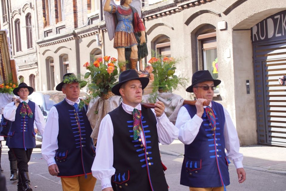 Świętochłowice: Tradycyjna procesja Bożego Ciała przeszła ulicami Lipin [ZDJĘCIA] - galeria