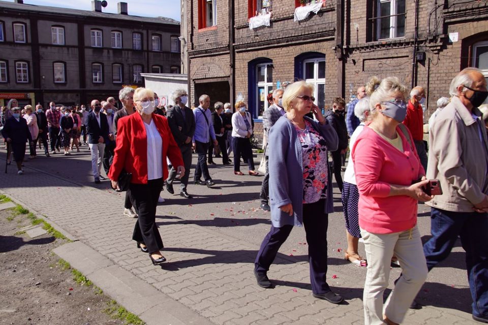 Świętochłowice: Tradycyjna procesja Bożego Ciała przeszła ulicami Lipin [ZDJĘCIA] - galeria