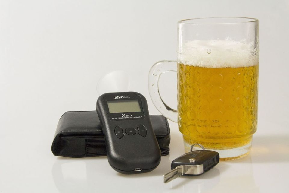 Rekordzista z promilami: 40-latek prowadził z 5,5 promila alkoholu! - galeria