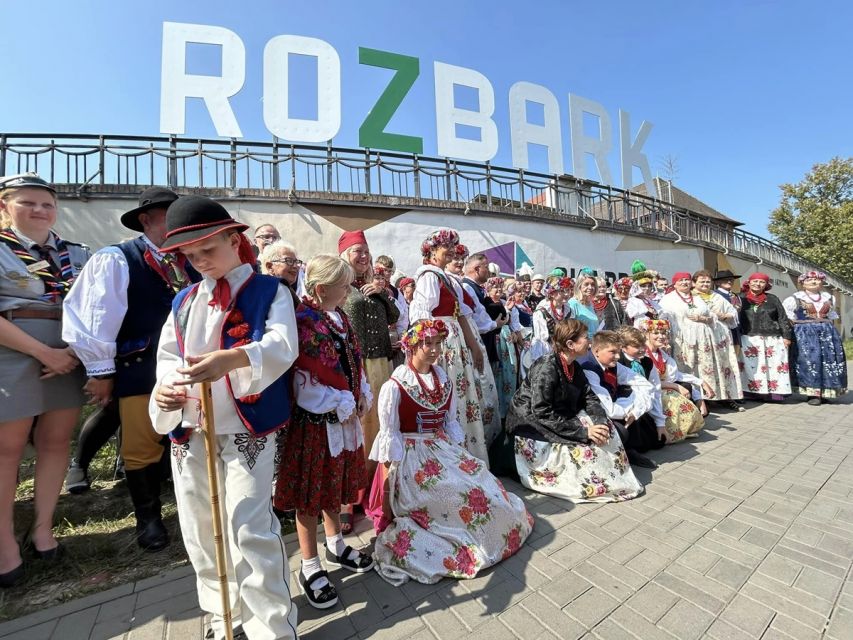 Bytomianie próbowali pobić rekord Polski w liczbie osób w stroju śląskim - galeria