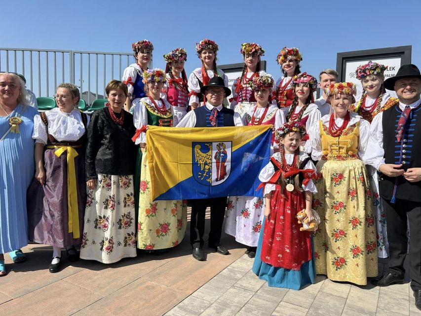 Bytomianie próbowali pobić rekord Polski w liczbie osób w stroju śląskim - galeria