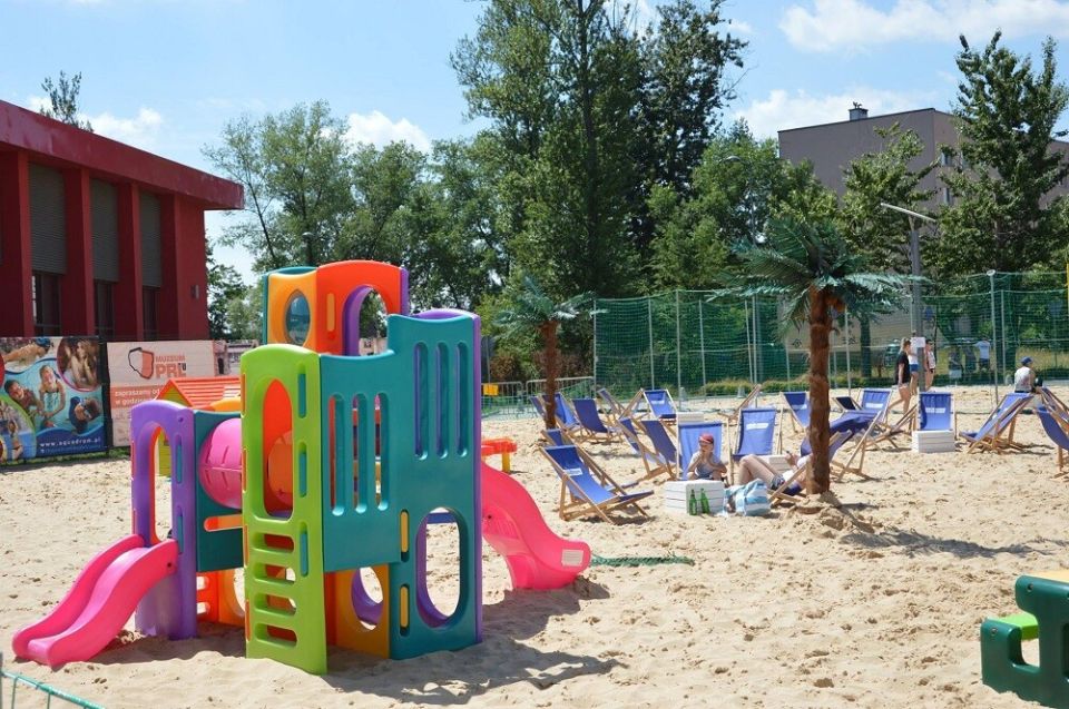 Wielkie otwarcie letniej plaży przed Aquadromem w Rudzie Śląskiej - galeria
