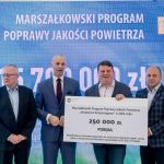 II edycja Marszałkowskiego Programu Poprawy Jakości Powietrza. Wręczono czeki na projekty - galeria