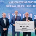 II edycja Marszałkowskiego Programu Poprawy Jakości Powietrza. Wręczono czeki na projekty - galeria