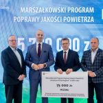 II edycja Marszałkowskiego Programu Poprawy Jakości Powietrza. Wręczono czeki na projekty - galeria