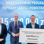 II edycja Marszałkowskiego Programu Poprawy Jakości Powietrza. Wręczono czeki na projekty - galeria