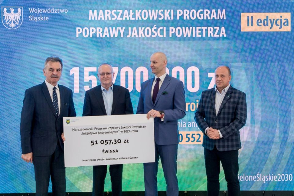 II edycja Marszałkowskiego Programu Poprawy Jakości Powietrza. Wręczono czeki na projekty - galeria