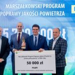 II edycja Marszałkowskiego Programu Poprawy Jakości Powietrza. Wręczono czeki na projekty - galeria