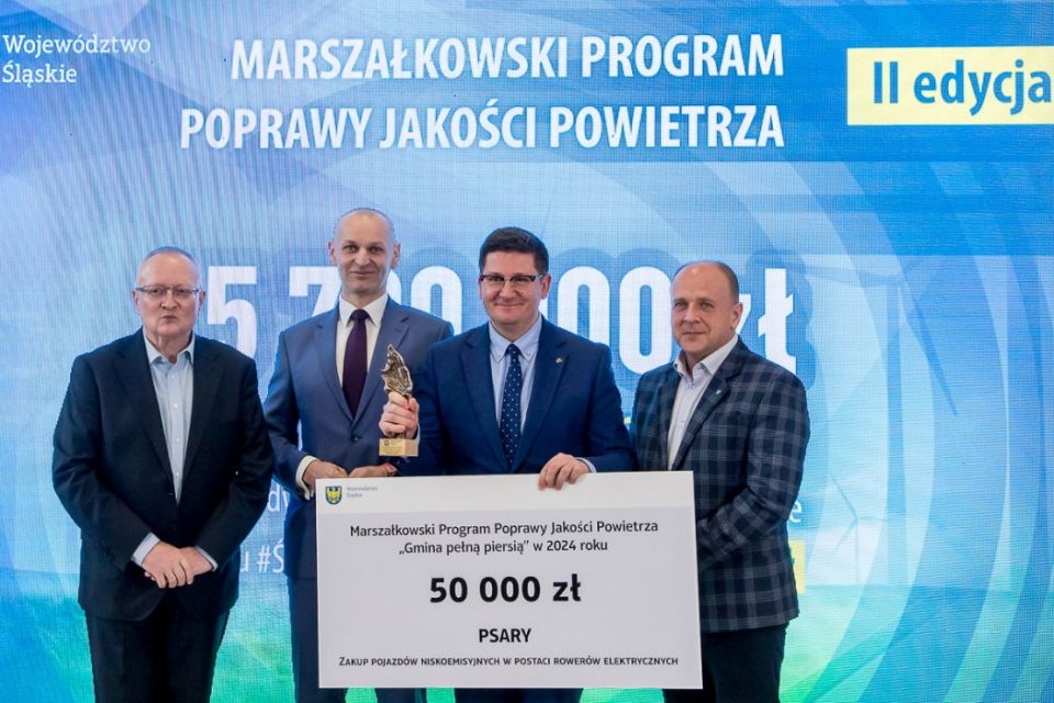 II edycja Marszałkowskiego Programu Poprawy Jakości Powietrza. Wręczono czeki na projekty - galeria