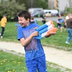 Śmigus-Dyngus w Chorzowie jak za dawnych lat! Wodne bitwy przyciągnęły tłumy - galeria