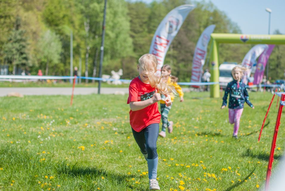 Festiwal Biegowy im. W. Korfantego - niedzielny bieg dla dzieci [FOTORELACJA] - galeria