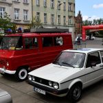 Święto motoryzacji w centrum Chorzowa — na rynku odbył się III Chorzowski Klasyk! - galeria