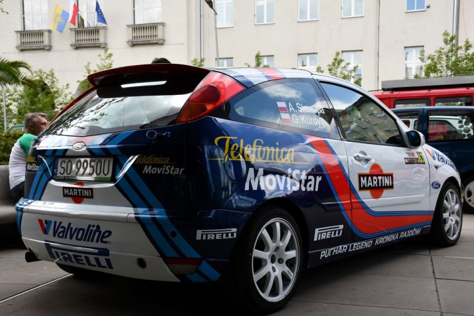 Święto motoryzacji w centrum Chorzowa — na rynku odbył się III Chorzowski Klasyk! - galeria