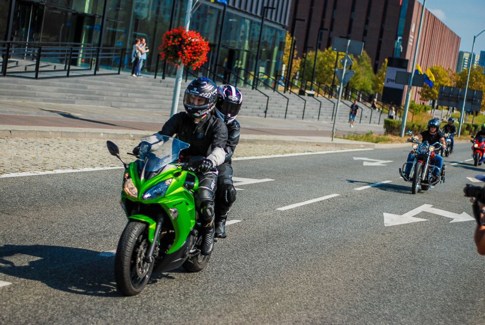 Parada motocykli na zakończenie lata [FOTORELACJA] - galeria