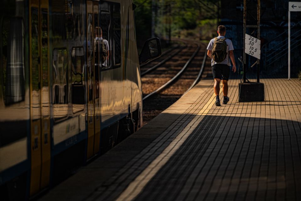 Koleje Śląskie: Do szkoły i na uczelnię ze zniżką, ale tylko z oryginalną legitymacją - galeria