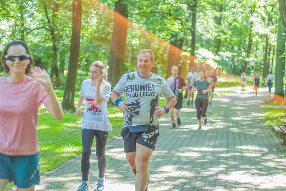 Kolejny Park Run Katowice za nami. Uczcili nadchodzący Dzień Ojca [FOTORELACJA] - galeria