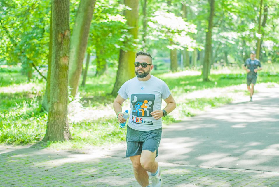 Kolejny Park Run Katowice za nami. Uczcili nadchodzący Dzień Ojca [FOTORELACJA] - galeria