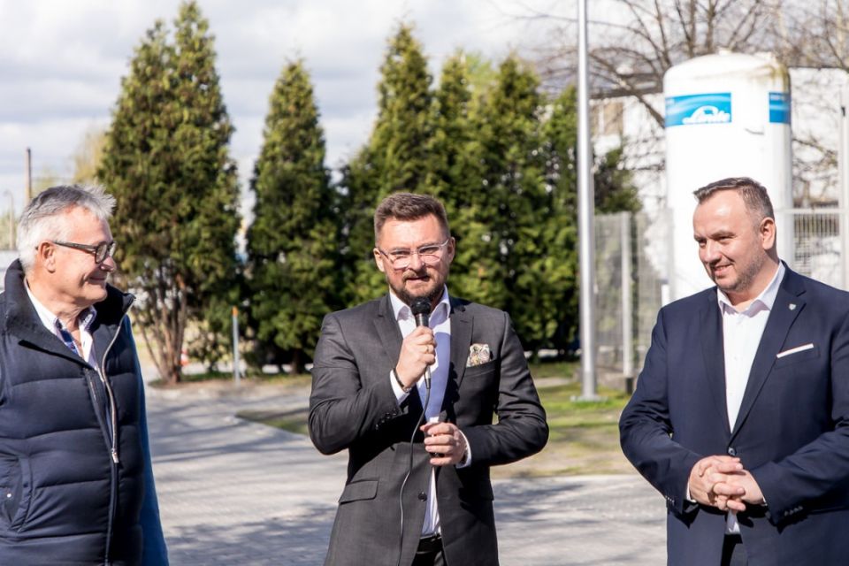 Przy Katowickim Centrum Onkologii powstał EKO-Parking - galeria