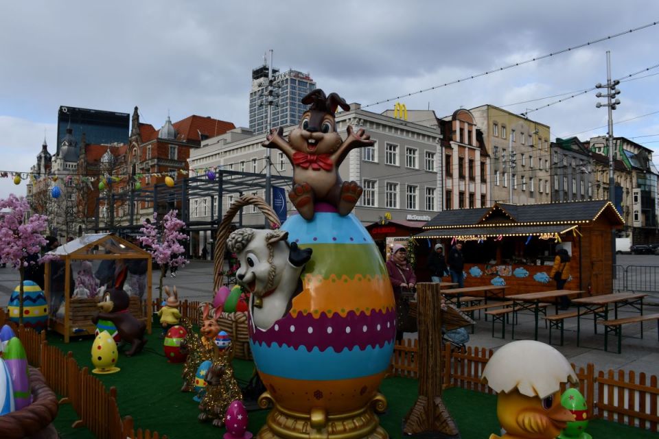 Wielkanocny klimat w sercu województwa - Jarmark Wielkanocny 2025 w Katowicach! - galeria