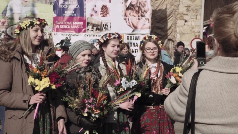 Jak Niedziela Palmowa to w Lipnicy Murowanej. To tu od 64 lat odbywa się konkurs na palmę wielkanocną. Największe mierzą ok. 30 metrów! - galeria