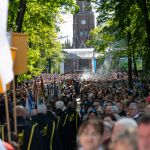 Kalwaryjskie Wzgórze zapełnili wierni! Pielgrzymi udali się do Piekar Śląskich [ZDJĘCIA] / fot. Marek Faber