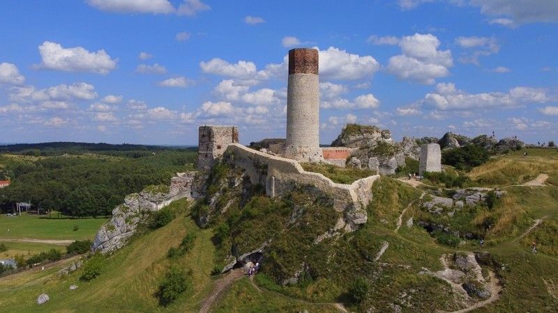 Olsztyn - obowiązkowy przystanek na Szlaku Orlich Gniazd - galeria