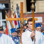 Kalwaryjskie Wzgórze zapełnili wierni! Pielgrzymi udali się do Piekar Śląskich [ZDJĘCIA] - galeria
