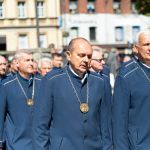 Kalwaryjskie Wzgórze zapełnili wierni! Pielgrzymi udali się do Piekar Śląskich [ZDJĘCIA] - galeria