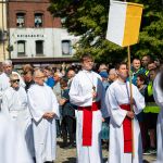 Kalwaryjskie Wzgórze zapełnili wierni! Pielgrzymi udali się do Piekar Śląskich [ZDJĘCIA] - galeria