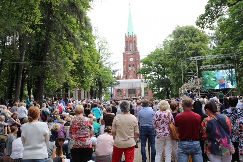 W niedzielę odbędzie się tegoroczna Pielgrzymka Stanowa Kobiet i Dziewcząt do Piekar Śląskich - galeria