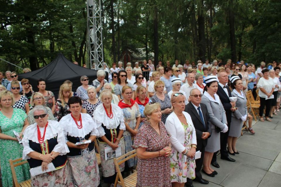 Za nami Pielgrzymka Kobiet i Dziewcząt do Piekar Śląskich [FOTO] - galeria