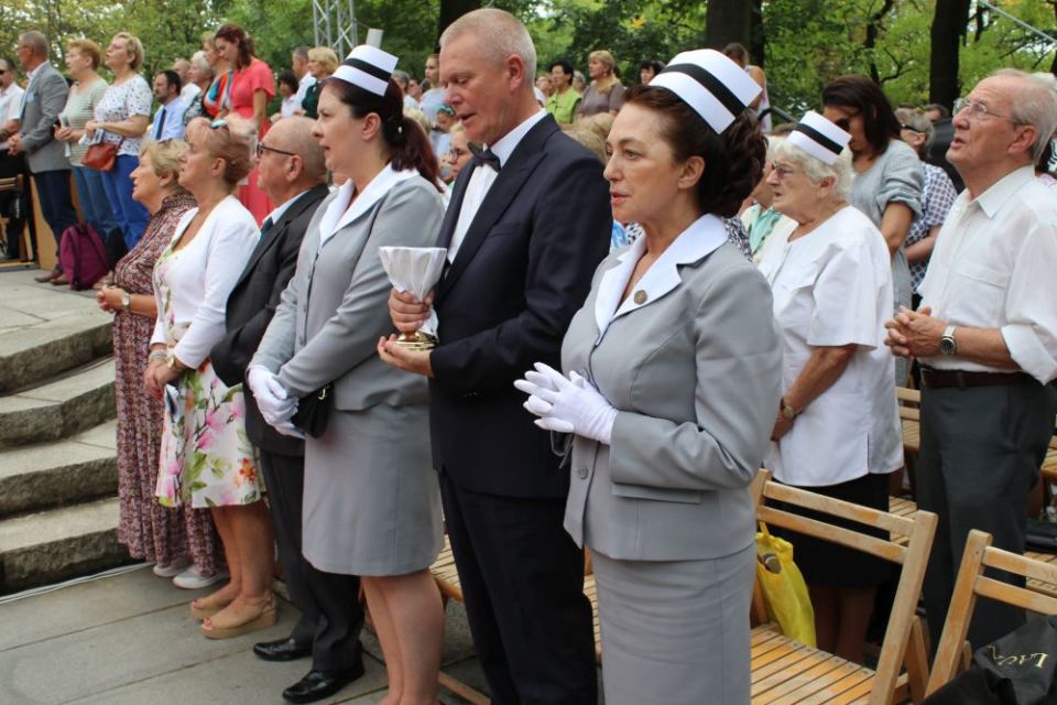 Za nami Pielgrzymka Kobiet i Dziewcząt do Piekar Śląskich [FOTO] - galeria