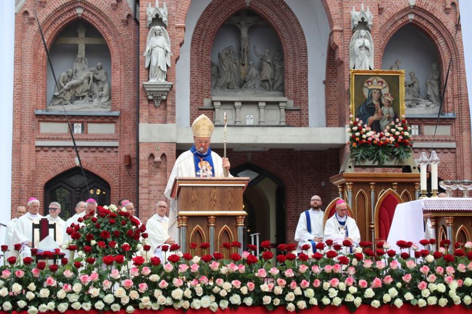 Za nami Pielgrzymka Kobiet i Dziewcząt do Piekar Śląskich [FOTO] - galeria