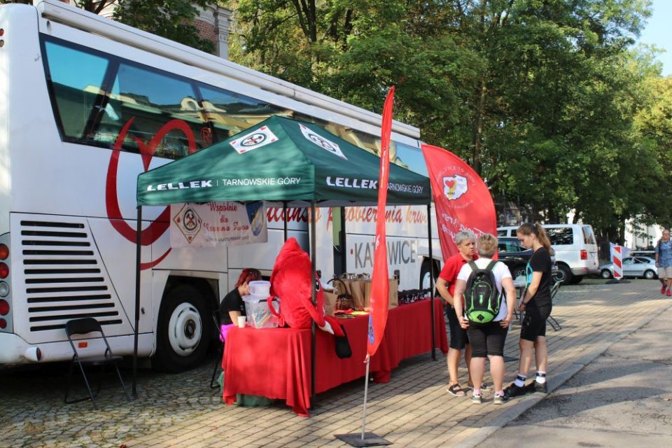 Za nami Pielgrzymka Kobiet i Dziewcząt do Piekar Śląskich [FOTO] - galeria