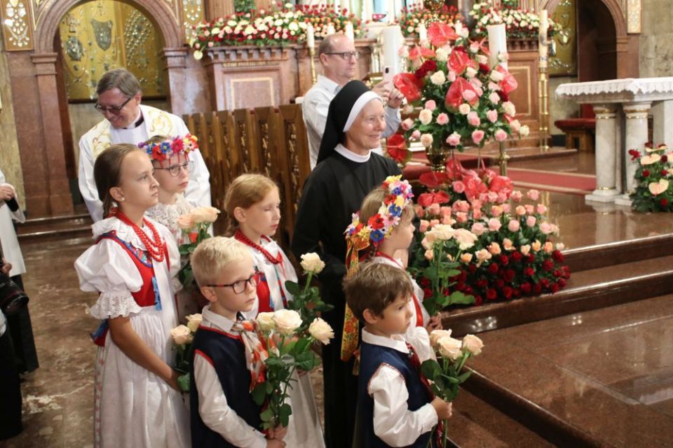 Za nami Pielgrzymka Kobiet i Dziewcząt do Piekar Śląskich [FOTO] - galeria