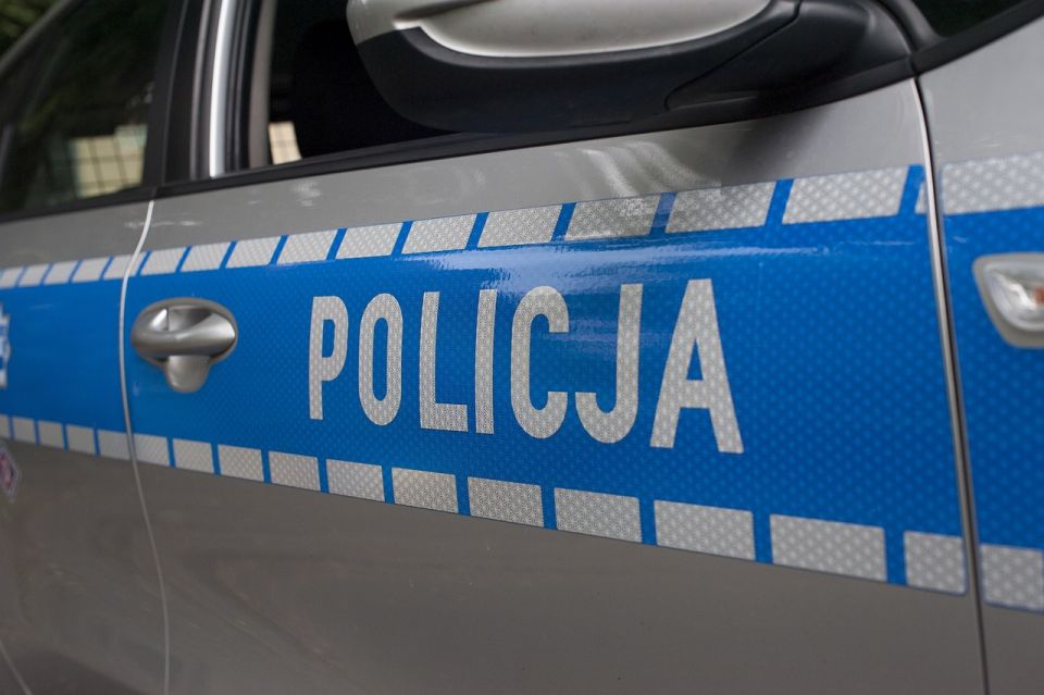 Gliwice: Policjanci rozbili szajkę oszustów. 7 zatrzymanych usłyszało ponad 100 zarzutów - galeria