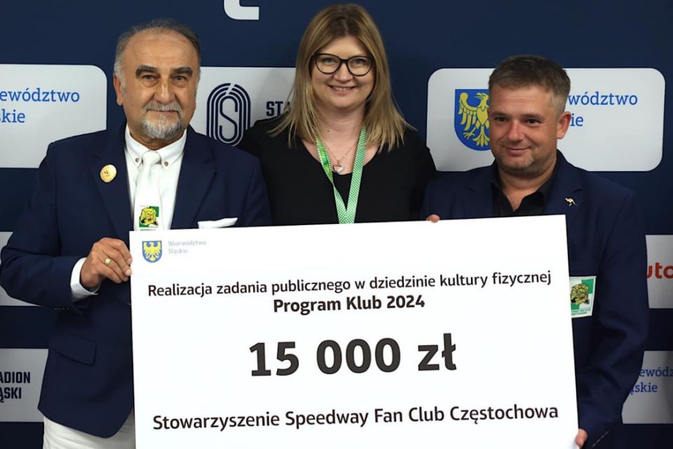 Za nami wręczenie czeków Programu Klub na Stadionie Śląskim [ZDJĘCIA] - galeria