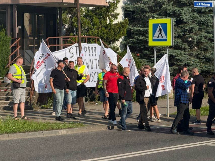Strajk hutników w Rudzie Śląskiej: Walka o przetrwanie Huty Pokój. Zablokowane centrum miasta - galeria