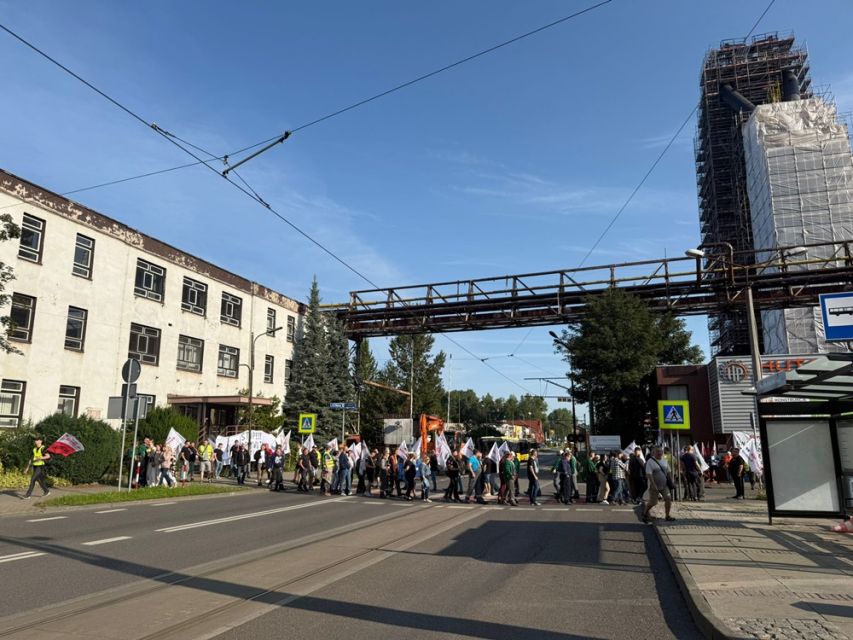 Strajk hutników w Rudzie Śląskiej: Walka o przetrwanie Huty Pokój. Zablokowane centrum miasta - galeria