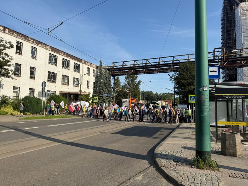 Strajk hutników w Rudzie Śląskiej: Walka o przetrwanie Huty Pokój. Zablokowane centrum miasta - galeria