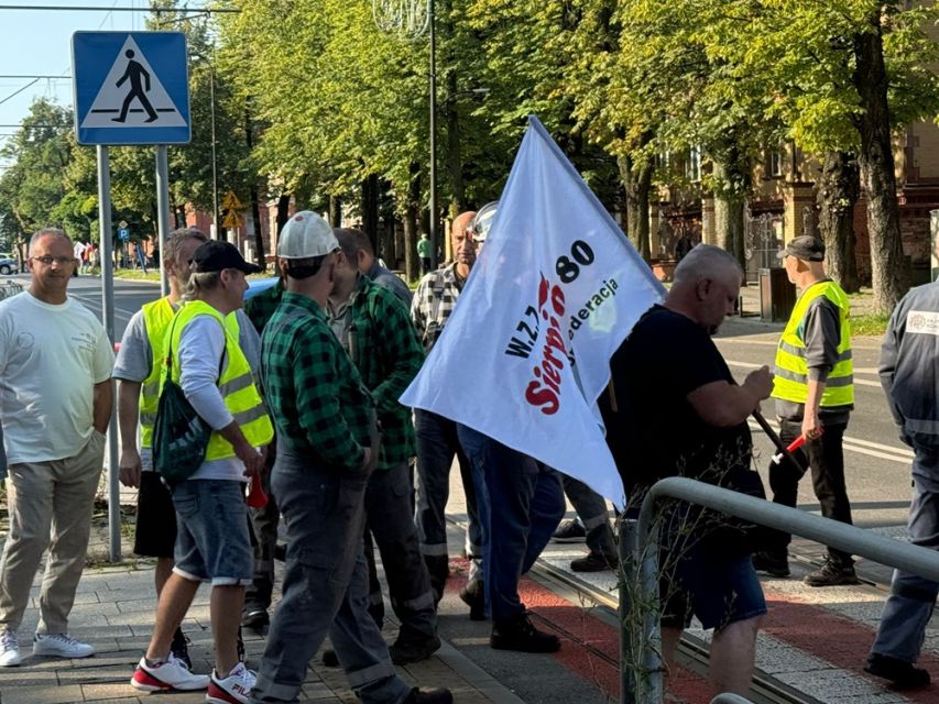 Strajk hutników w Rudzie Śląskiej: Walka o przetrwanie Huty Pokój. Zablokowane centrum miasta - galeria