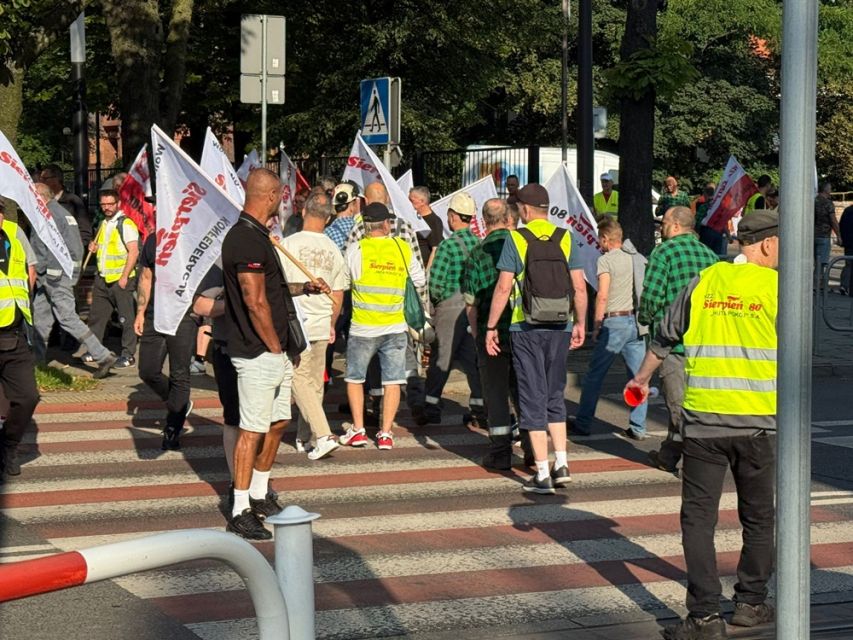 Strajk hutników w Rudzie Śląskiej: Walka o przetrwanie Huty Pokój. Zablokowane centrum miasta - galeria