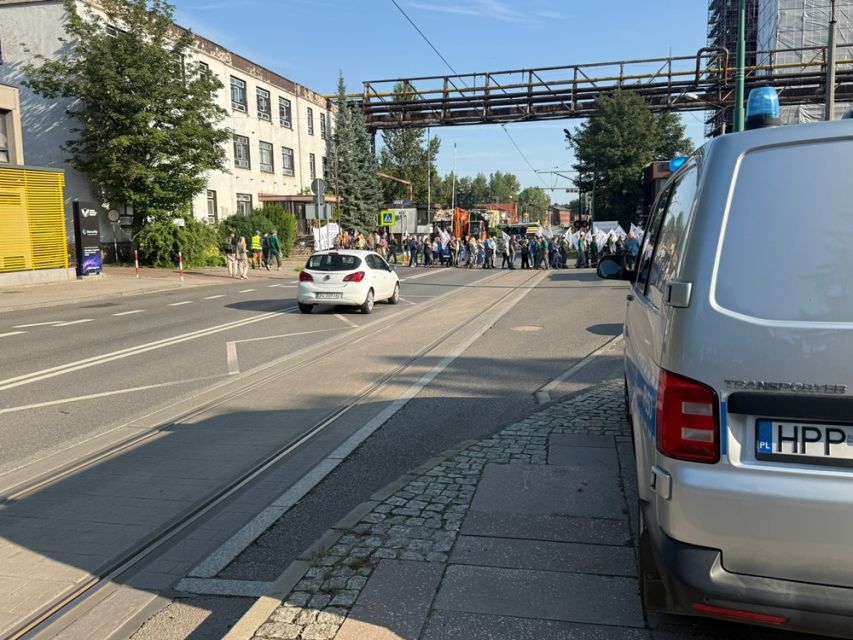 Strajk hutników w Rudzie Śląskiej: Walka o przetrwanie Huty Pokój. Zablokowane centrum miasta - galeria