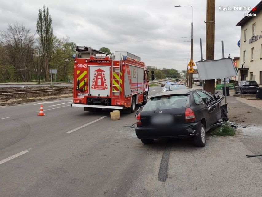 Tragedia w Będzinie. W wypadku zginął 36-letni kierowca! - galeria