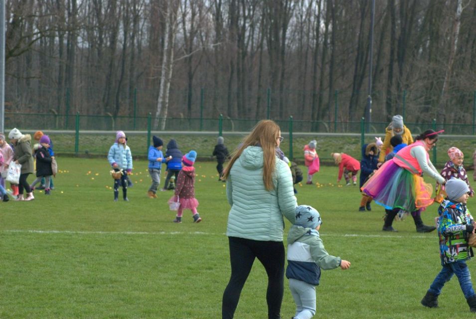 Wielkie poszukiwania wielkanocnych jajek w Piekarach Śląskich [ZDJĘCIA] - galeria