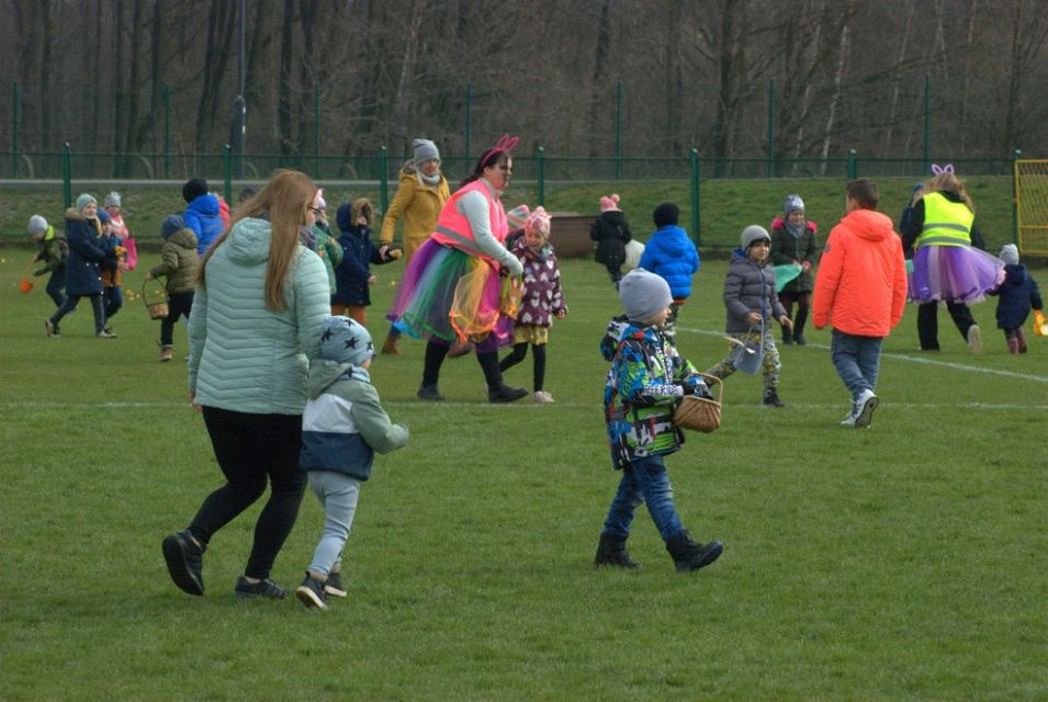 Wielkie poszukiwania wielkanocnych jajek w Piekarach Śląskich [ZDJĘCIA] - galeria