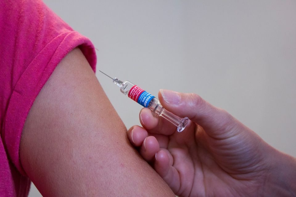Ruszyły zapisy na bezpłatne szczepienia przeciw HPV. Sprawdź, jak zapisać dziecko! - galeria